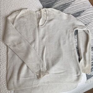 GAP Women's Light Beige Crew Neck Sweater